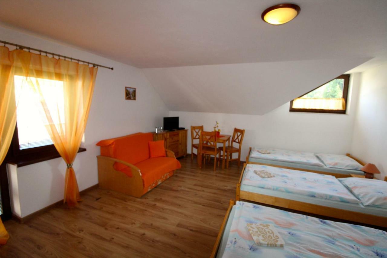 Penzion Saty Liptovske Sliace Exterior photo